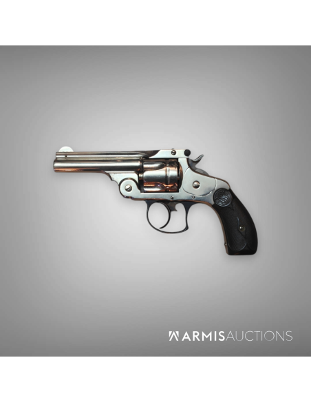 Revolver Smith & Wesson DA nickelé