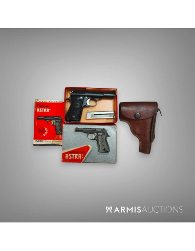 Pistolet semi-automatique Astra 4000 Falcon avec carton et holster