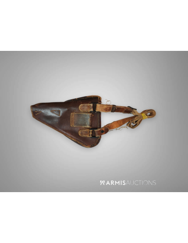 Pistolet semi-automatique	Nambu Type 14 avec holster