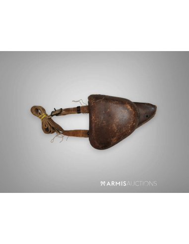 Pistolet semi-automatique	Nambu Type 14 avec holster