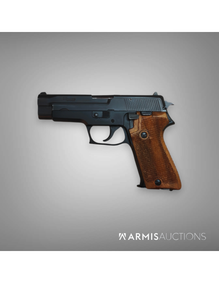Pistolet semi-automatique SIG SAUER P220
