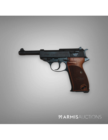 Pistolet semi-automatique Walther P1
