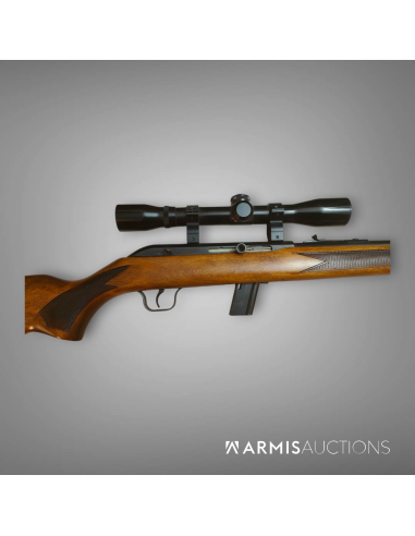 Carabine semi-automatique Lakefield 64B