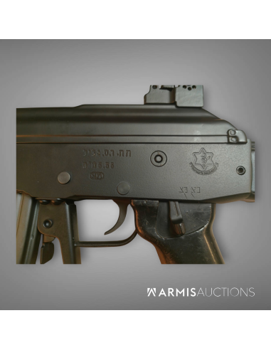 Fusil d'assaut semi-automatique Galil SAR 13