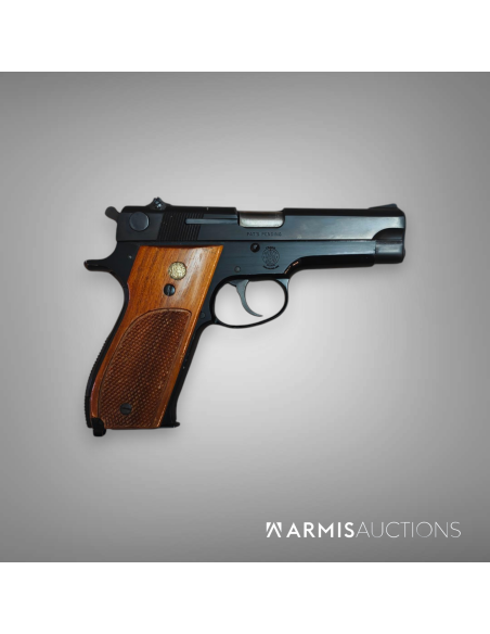 Pistolet semi-automatique Smith & Wesson 39-2