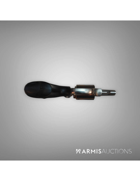 Revolver	Smith & Wesson M 60