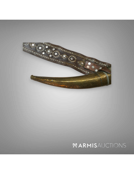 Exceptionnelle dague perse Khanjar XIIXe (provenance Sheik Kanan Abdullah Awni Al-Zaidy) Exceptionnelle dague perse Khanjar XIIXe (provenance Sheik Kanan Abdullah Awni Al-Zaidy)