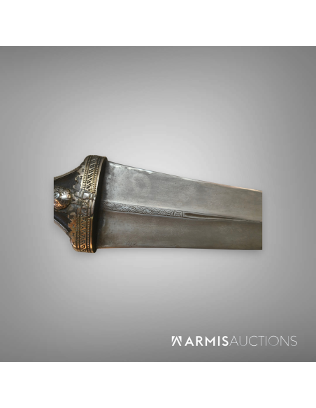 Exceptionnelle dague perse Khanjar XIIXe (provenance Sheik Kanan Abdullah Awni Al-Zaidy) Exceptionnelle dague perse Khanjar XIIXe (provenance Sheik Kanan Abdullah Awni Al-Zaidy)