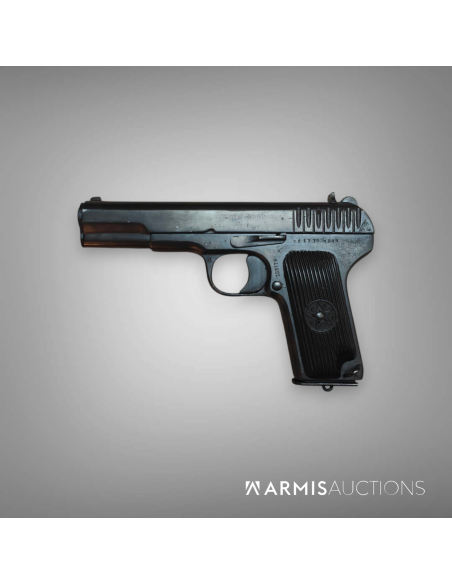 Pistolet semi-automatique Tokarev TT 33 daté 1943
