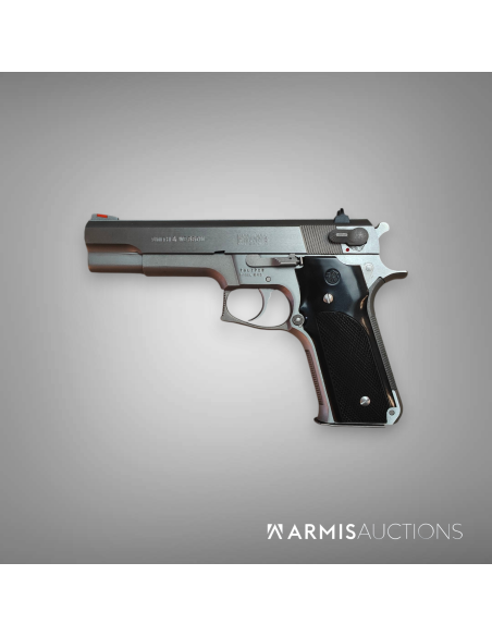Kopie von Pistolet semi-automatique Smith & Wesson 645 Kopie von Pistolet semi-automatique Smith & Wesson 645