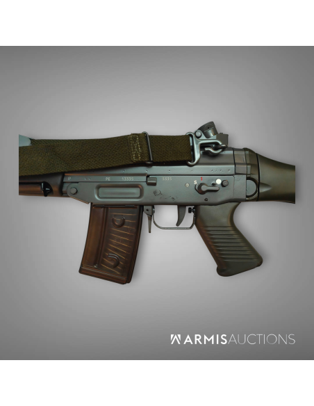 Fusil d'assaut PE 90