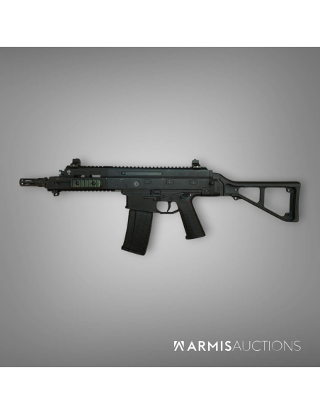 Fusil d'assaut semi-automatique B&T APC 300