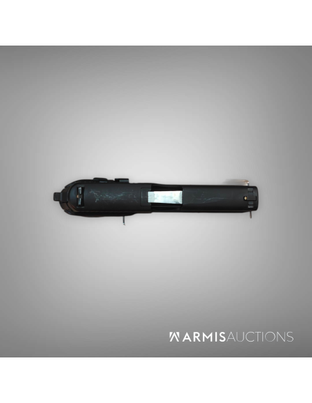 Pistolet semi-automatique SIG SAUER P228 état proche du neuf