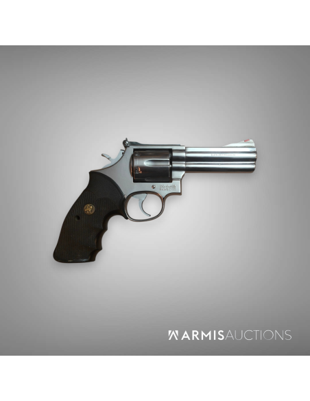 Revolver	S&W Model 686-1 .357 Mag