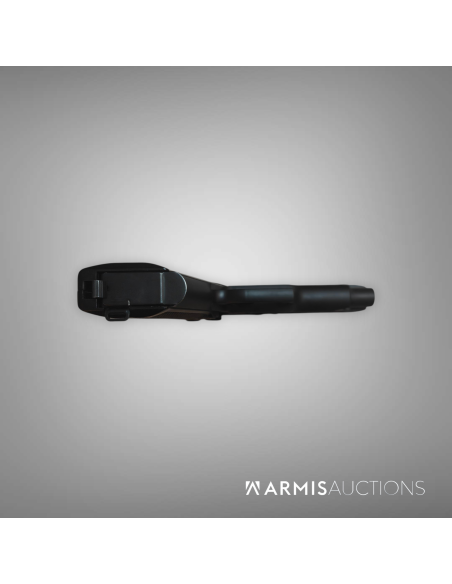 Pistolet semi-automatique d'ordonnance P75