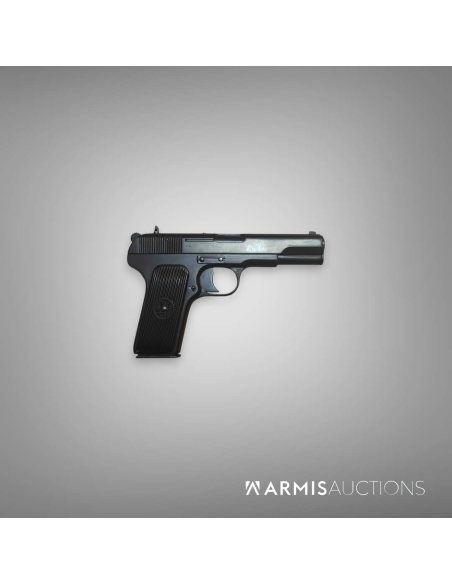 Pistolet semi-automatique Tokarev TT 33 daté 1952