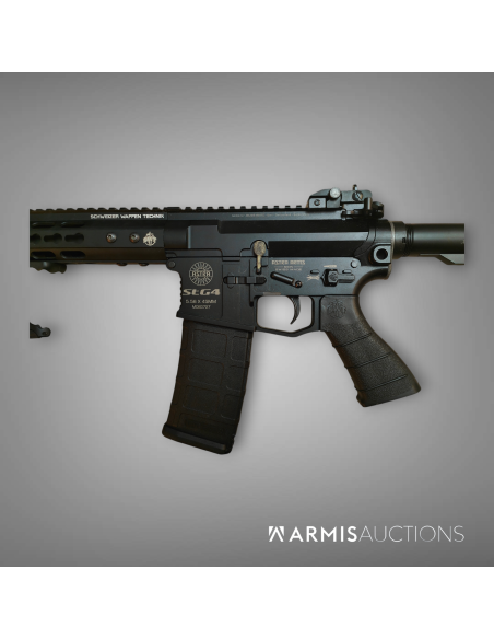 Fusil d’assaut semi-automatique Astra Arms STG4