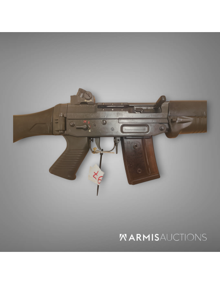 Fusil d'assaut automatique SIG 551-2 LB
