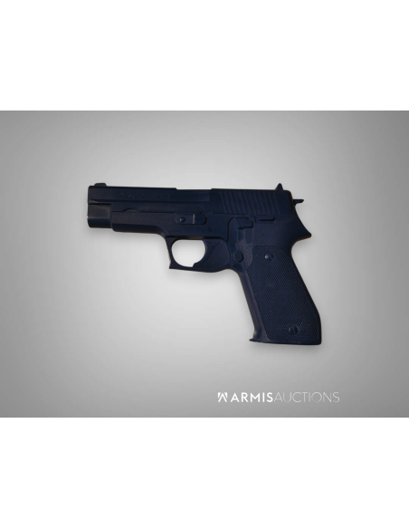 Pistolet semi-automatique SIG SAUER P220