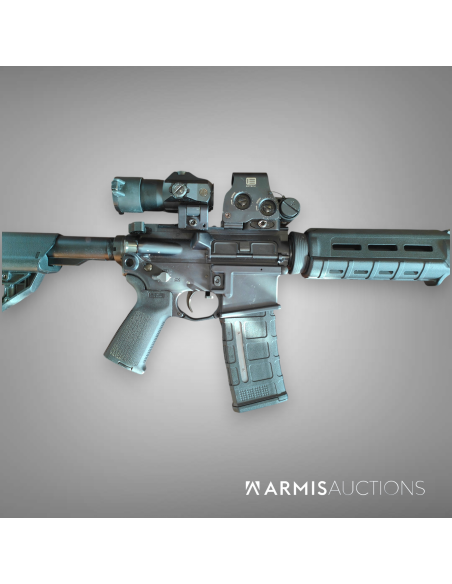 Fusil d'assaut semi-automatique SIG M400