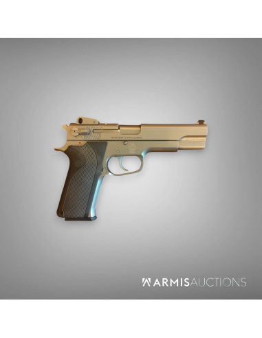 Pistolet semi-automatique Smith & Wesson Mle 1006