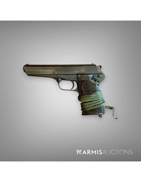Pistolet semi-automatique	VZ 52
