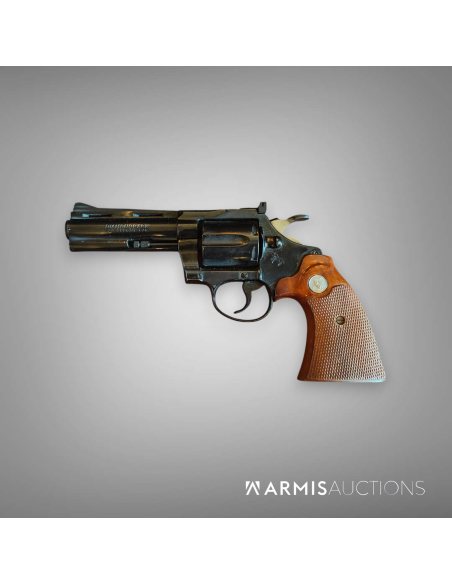Revolver Colt Diamondback 4" blue (1984)