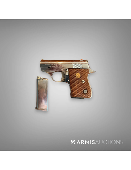 Pistolet semi-automatique ASTRA Mod 7000