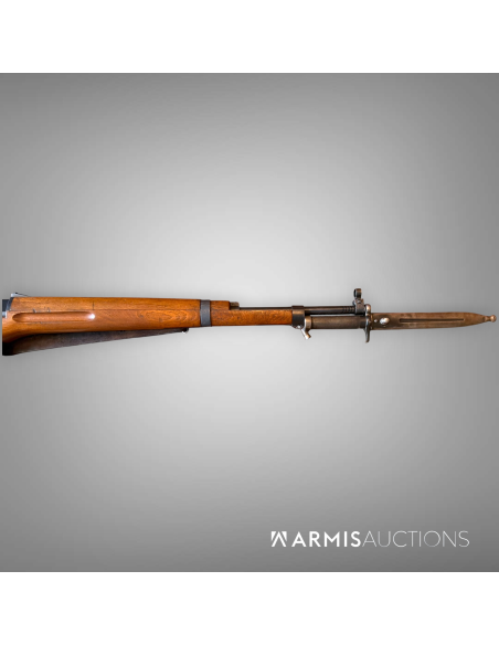 Fusil semi-automatique Ljungman AG-42
