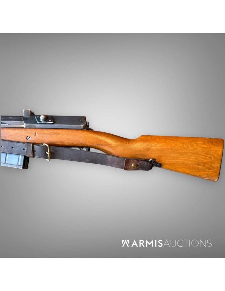 Fusil semi-automatique Ljungman AG-42