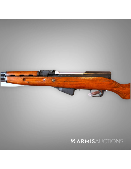Carabine semi-automatique russe SKS 45