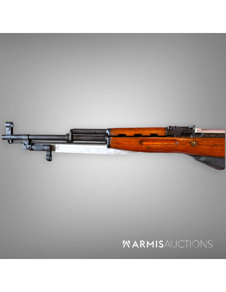 Carabine semi-automatique russe SKS 45